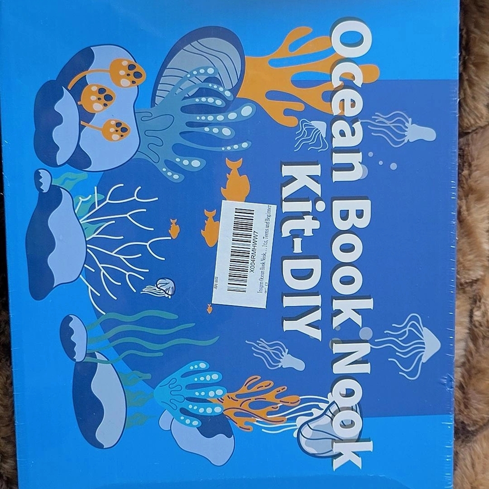 Ocean Book Nook Kit - Blue